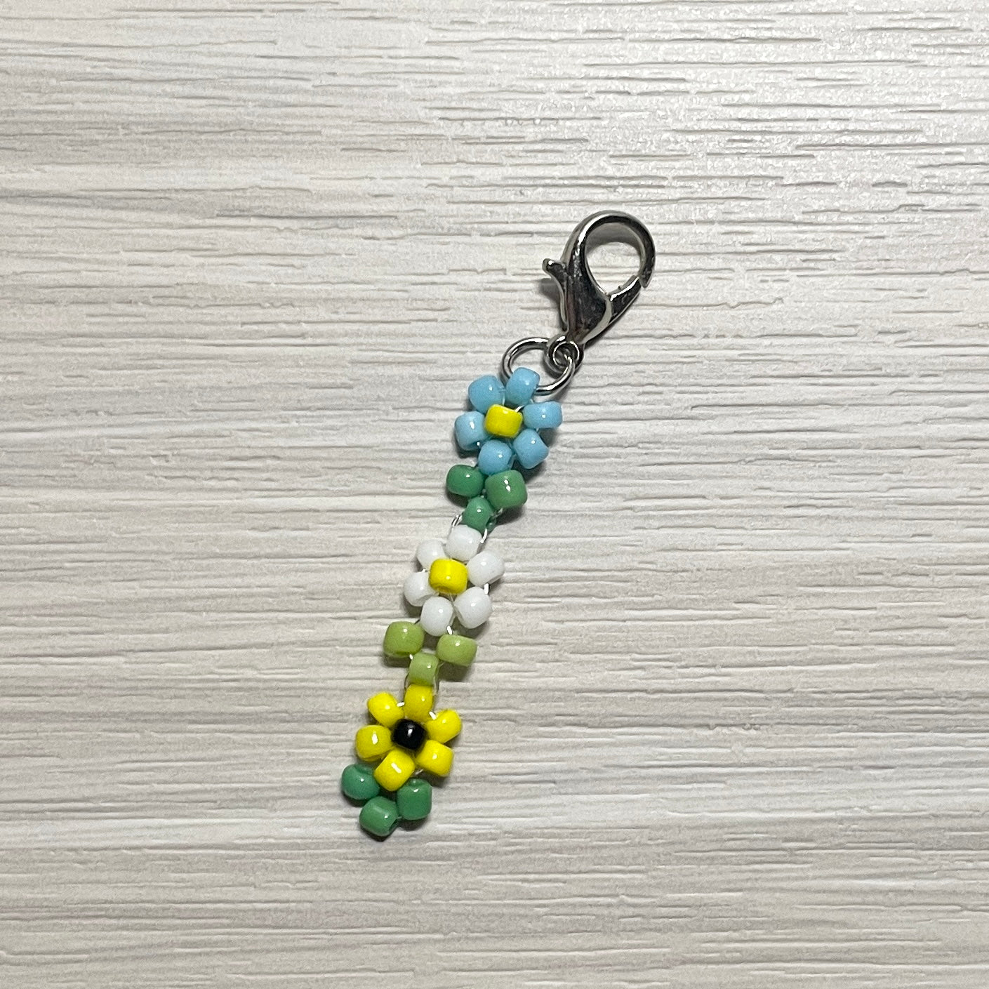 [Handmade❣️] 手工串珠 迷你吊飾 Mini Key Chain - 花花世界🌻