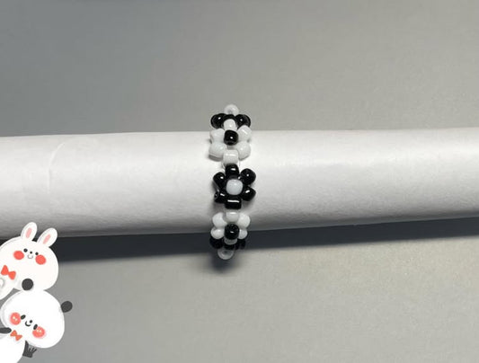 [Handmade❣️] 手工串珠 戒指 Ring - 黑白 Black & White ⚫️⚪️