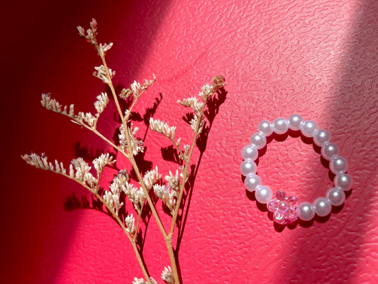 [Handmade❣️] 手工串珠 戒指 Ring - 白色珠 White bead + 花 Flower 🌸