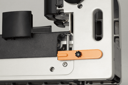 CARL 重型打孔機 Heavy Duty Punch - [HD-530N] -330 sheets